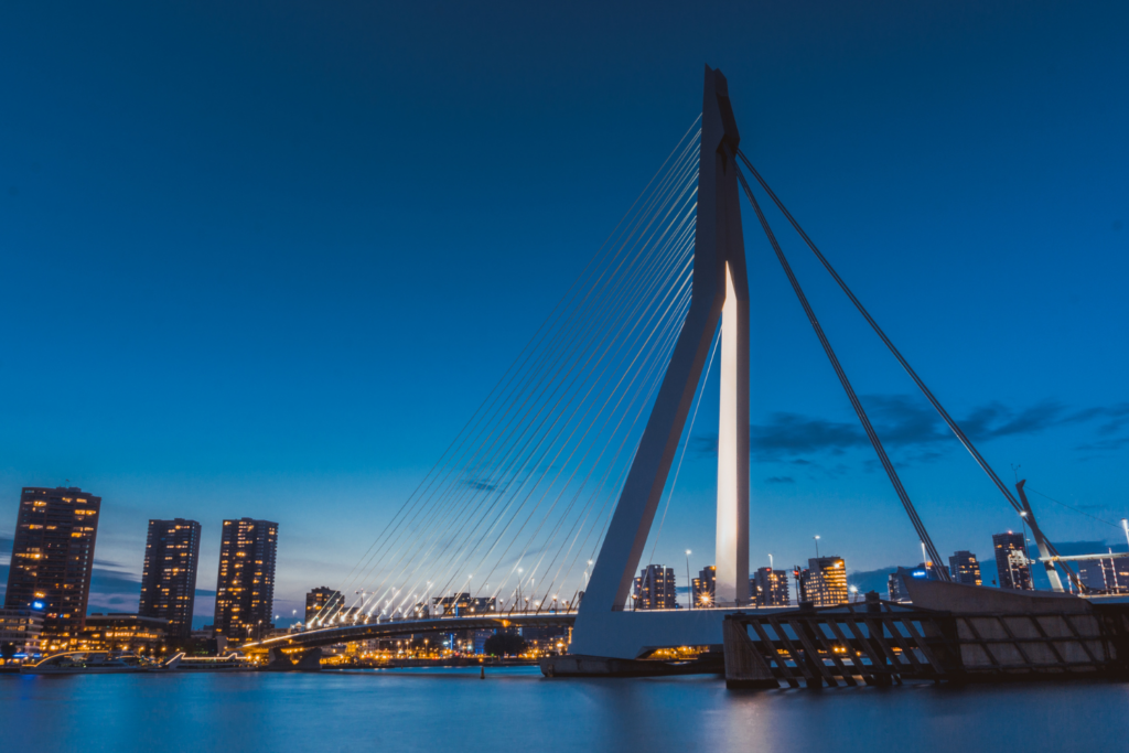 hoeveel nationaliteiten in rotterdam